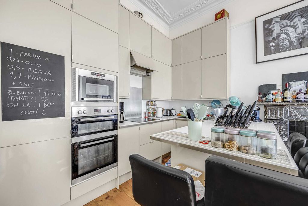 Property photo 3 of 5