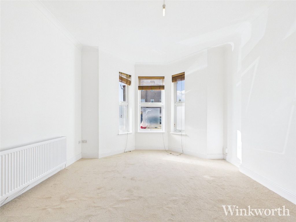 Property photo 2 of 12 Picture No. 04