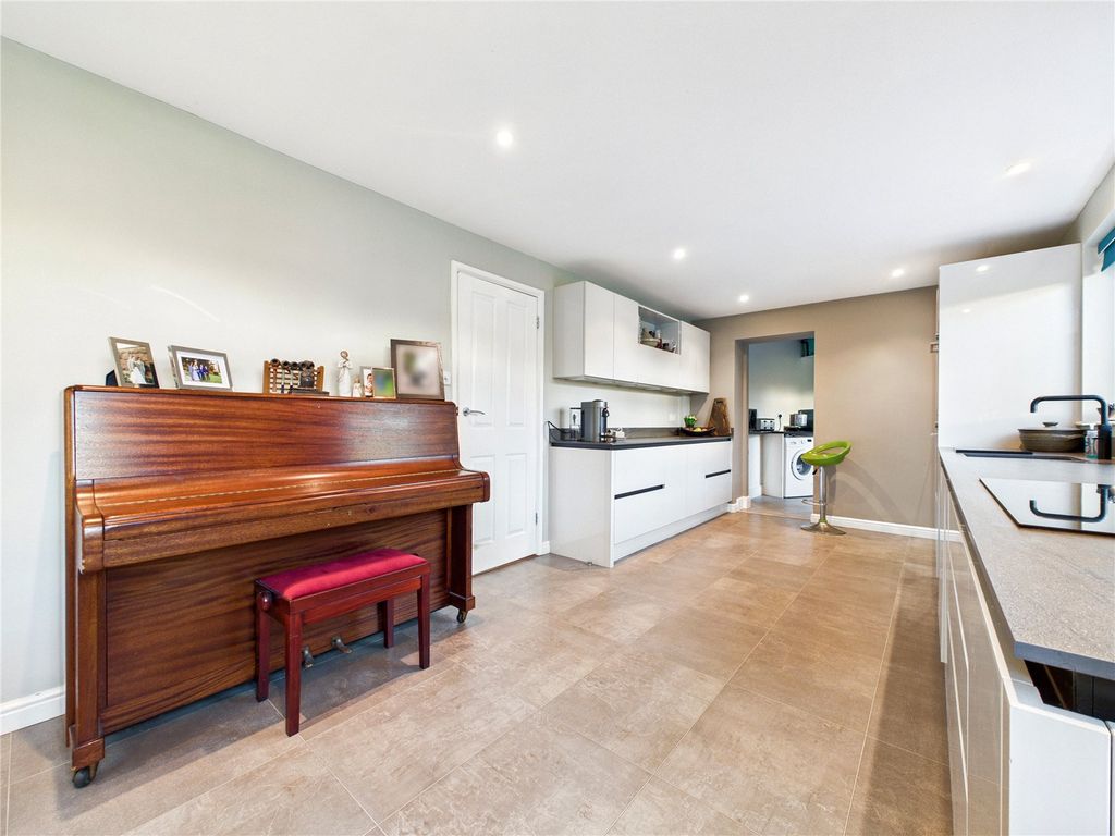 Property photo 3 of 19 3 - Picture No. 39