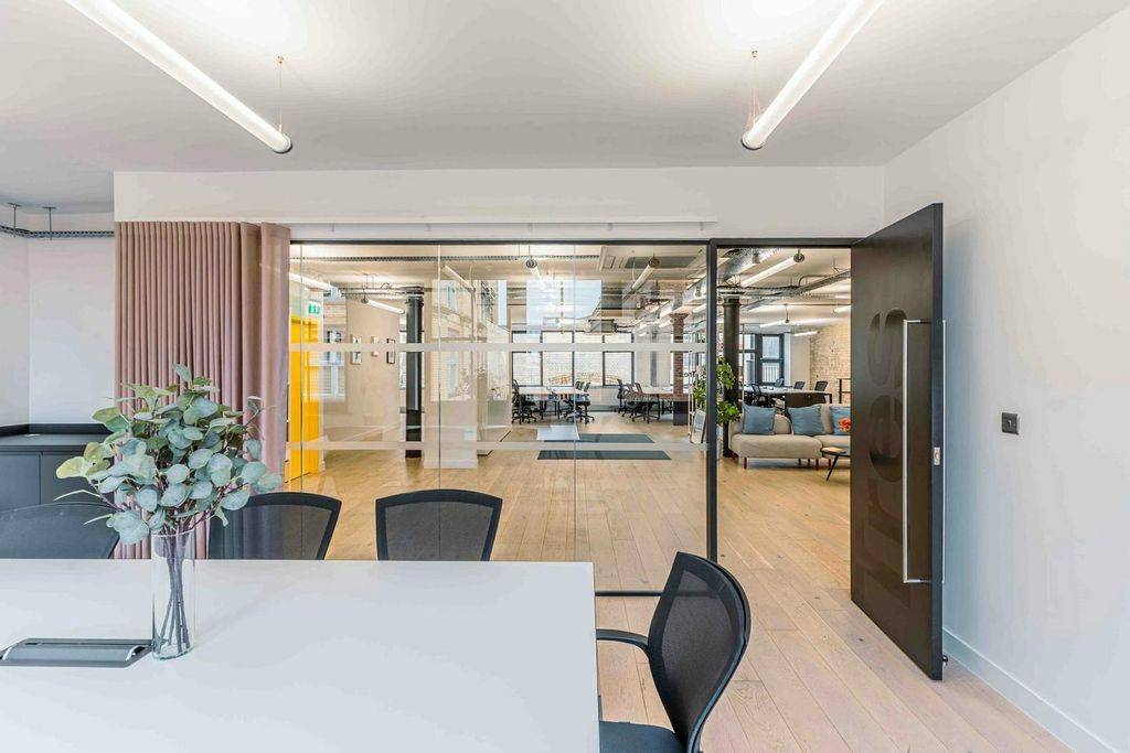 Property photo 1 of 12 2nd & 3rd Floors