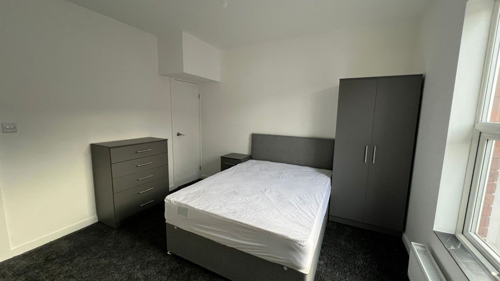 Property photo 1 of 3