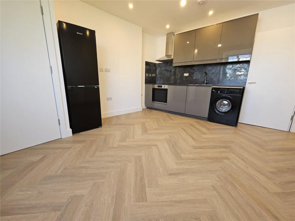 Property photo 2 of 4