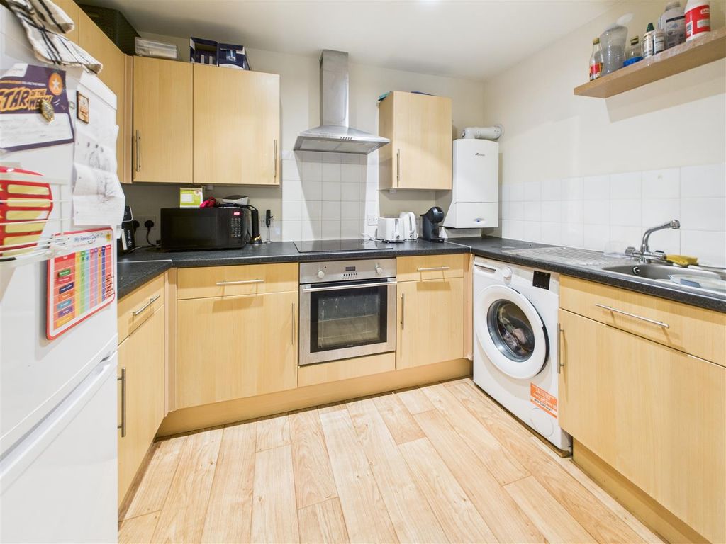 Property photo 3 of 7