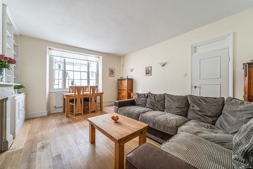 Property photo 3 of 14