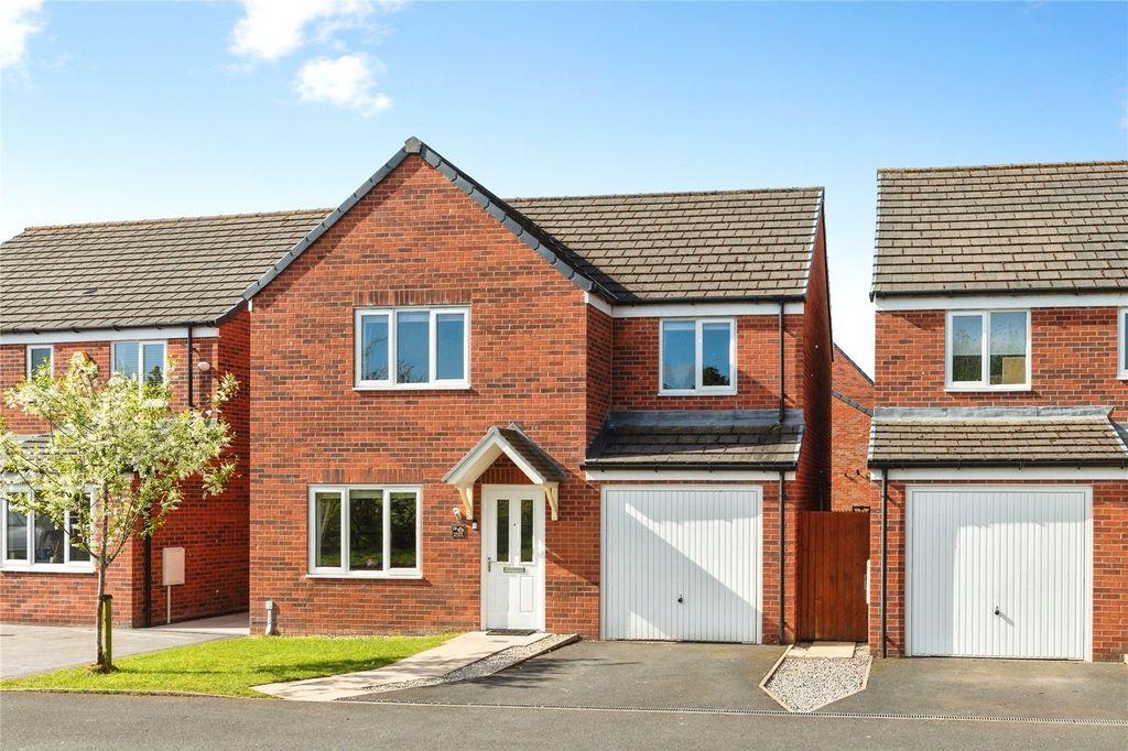 Property photo 1 of 24 Picture No. 12