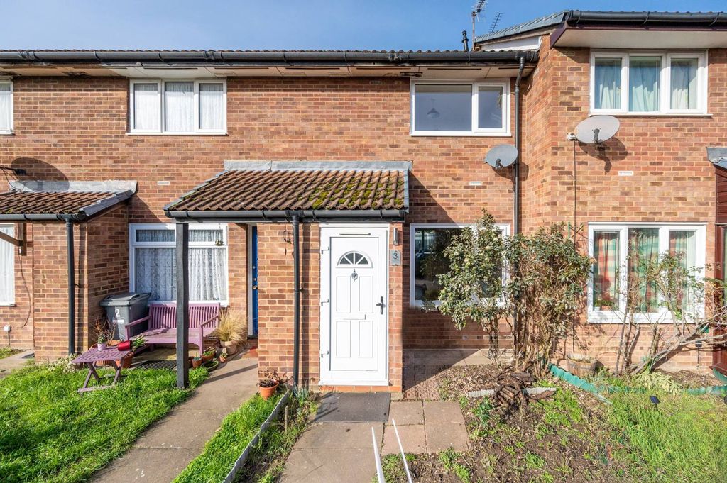 Property photo 2 of 9