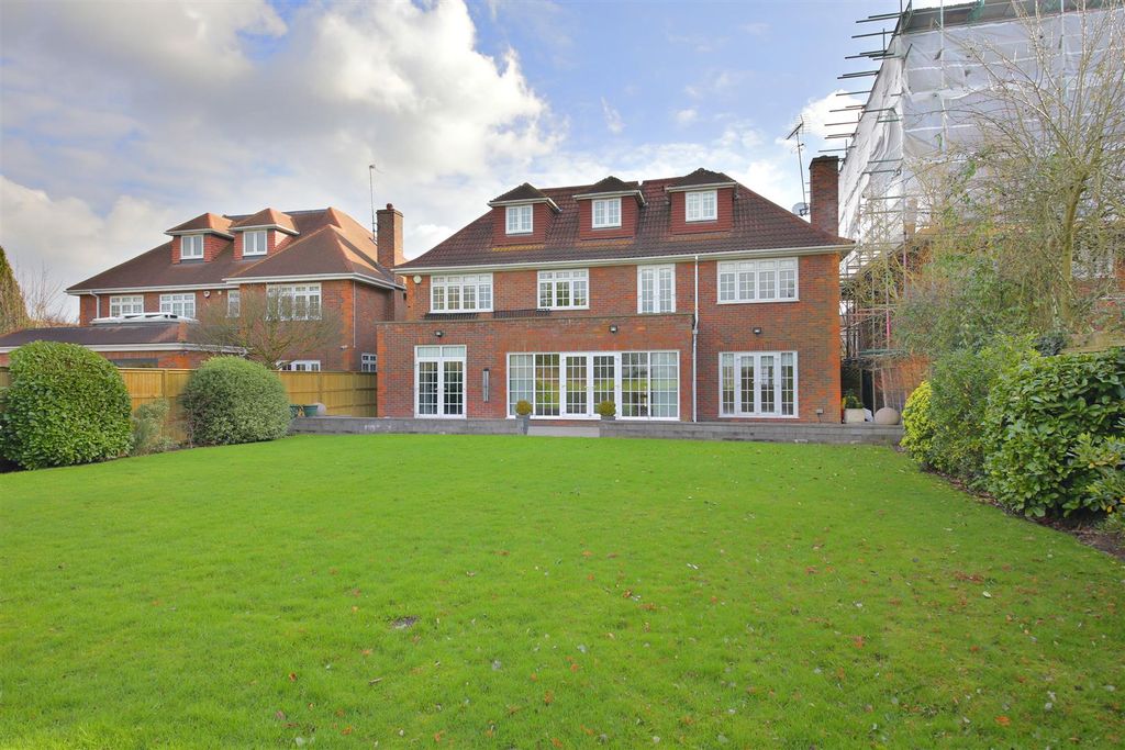 Property photo 1 of 18 0102.Jpg