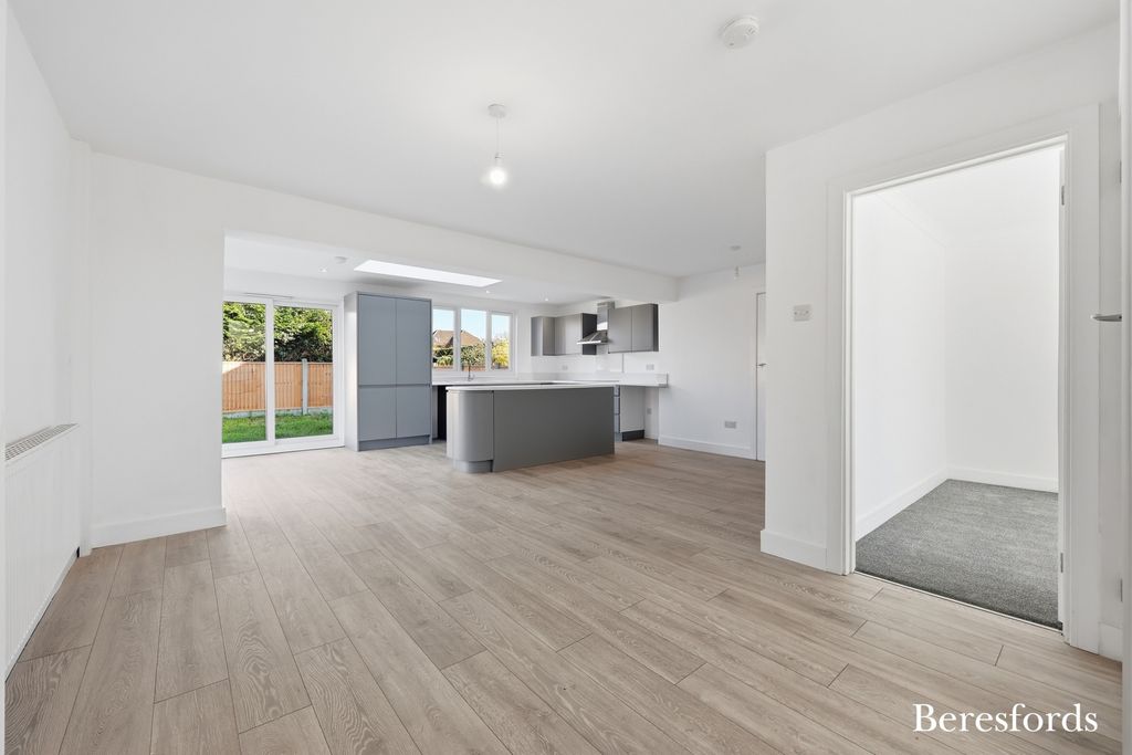 Property photo 2 of 20 Picture 2