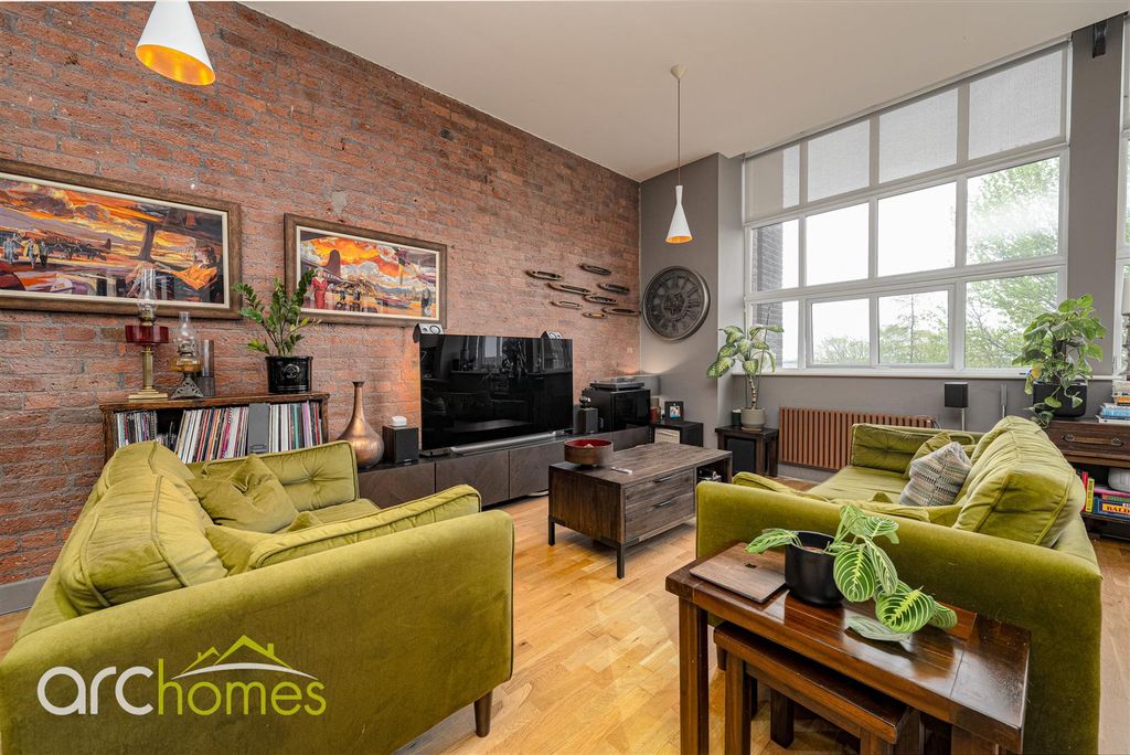 Property photo 2 of 33 Mather House-9.Jpg