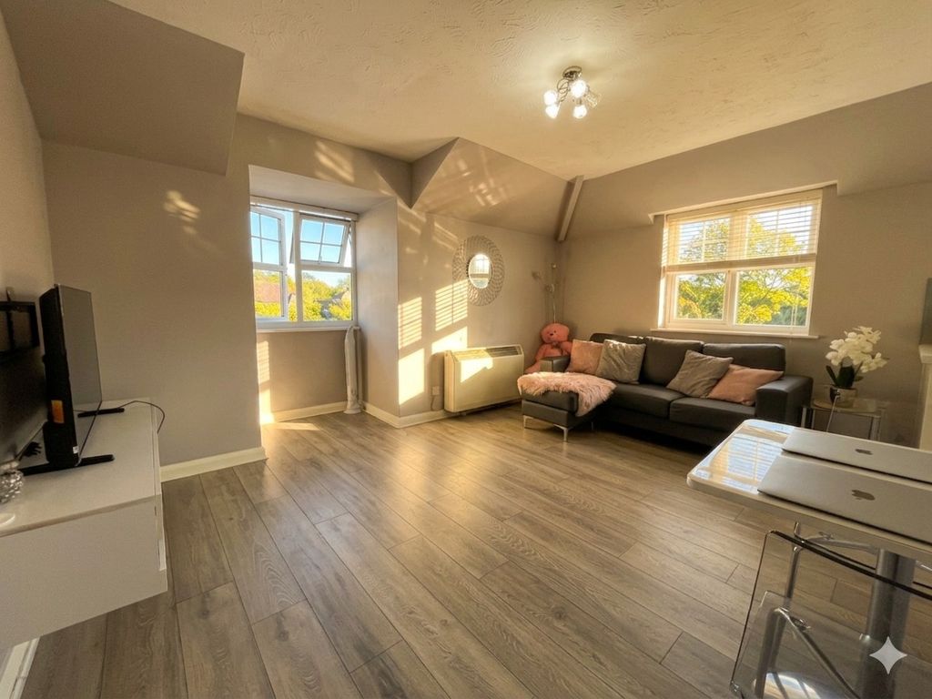 Property photo 2 of 7 5069151