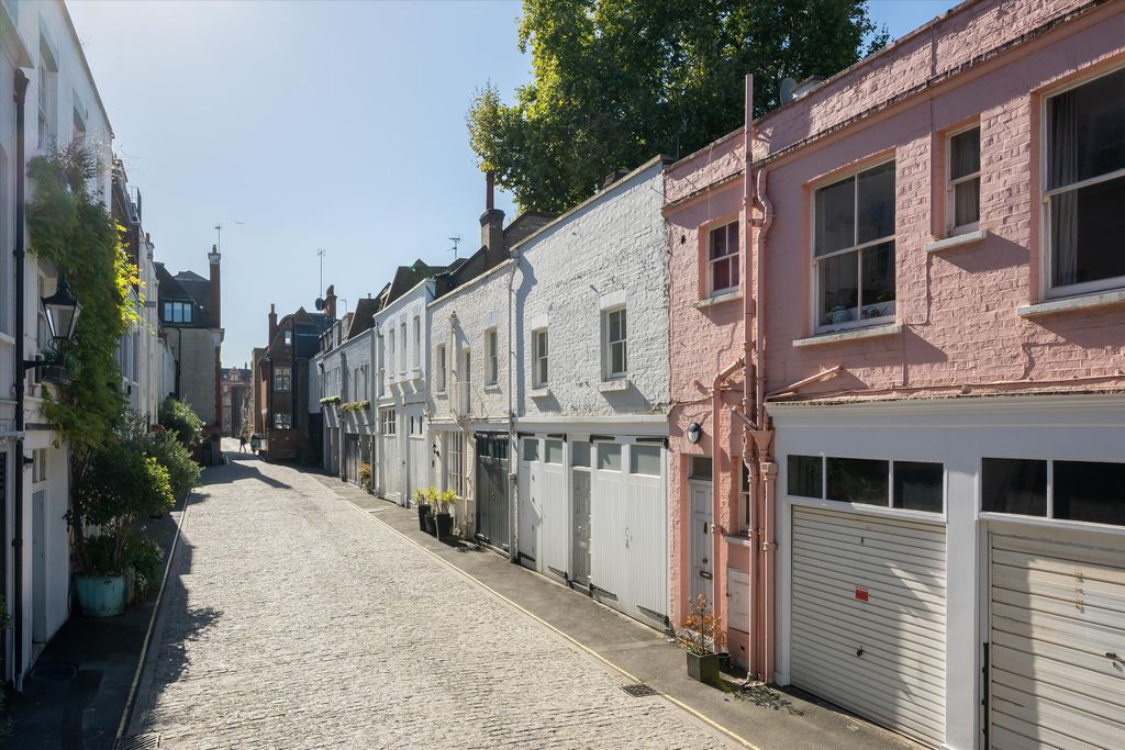 Property photo 2 of 16 Image