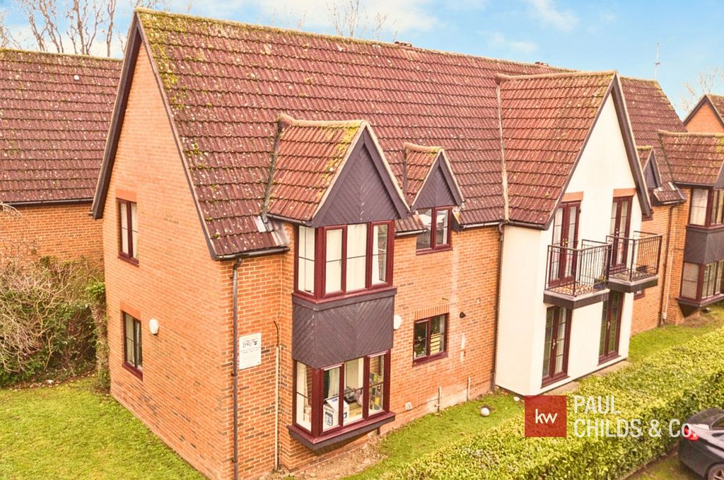 Property photo 1 of 9