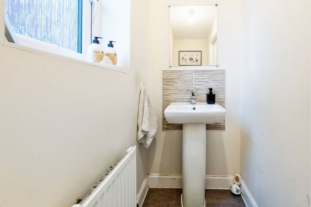 Property photo 2 of 20 Pbox-Img.Jpg