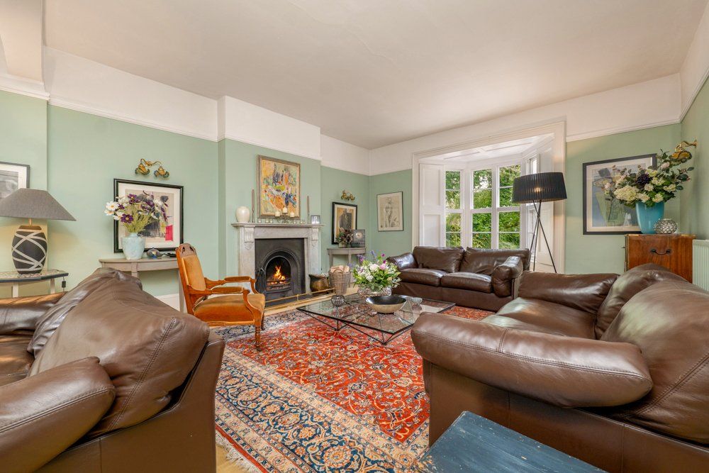 Property photo 3 of 23 Drawing Room
