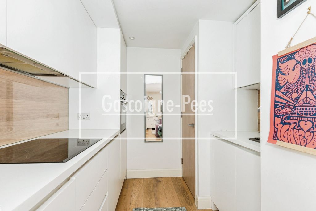 Property photo 3 of 5