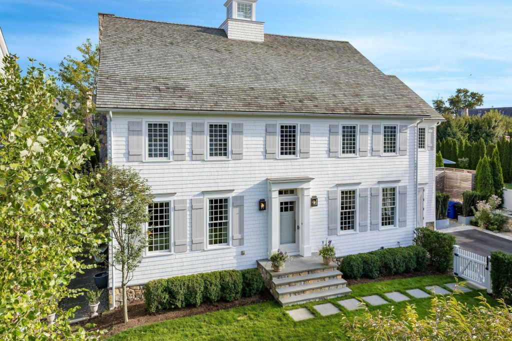 Property photo 1 of 30