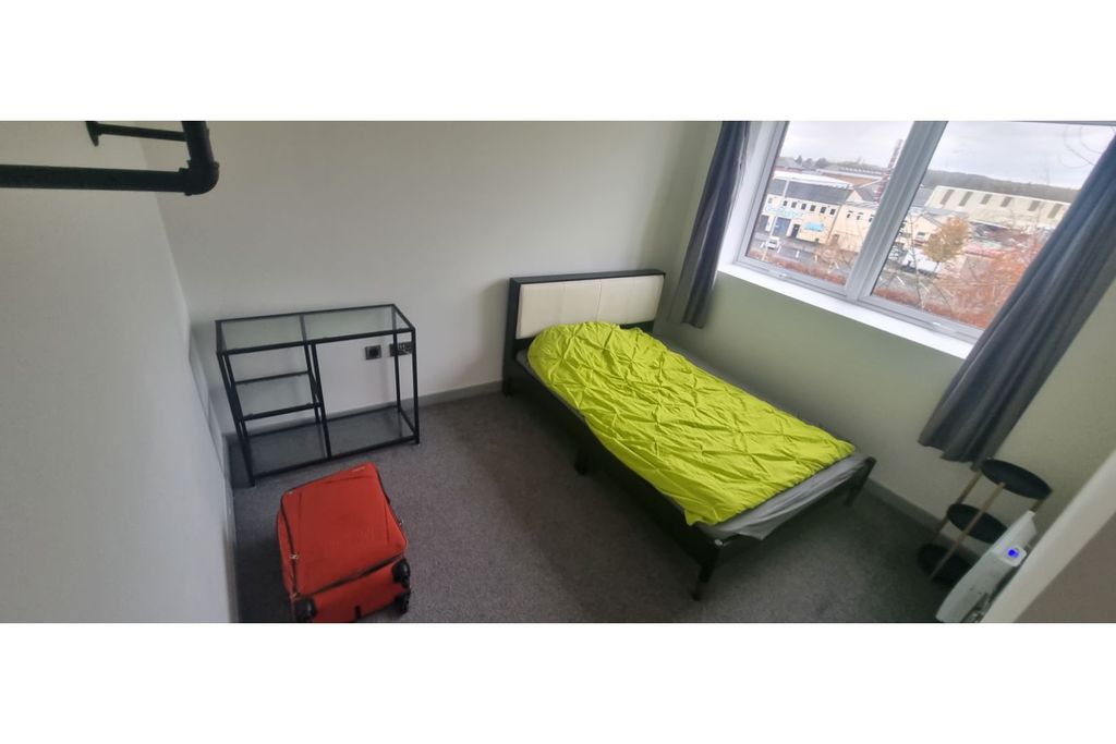 Property photo 3 of 4 Bedroom