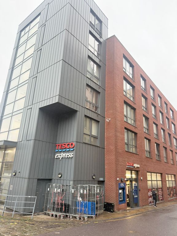 Property photo 1 of 5