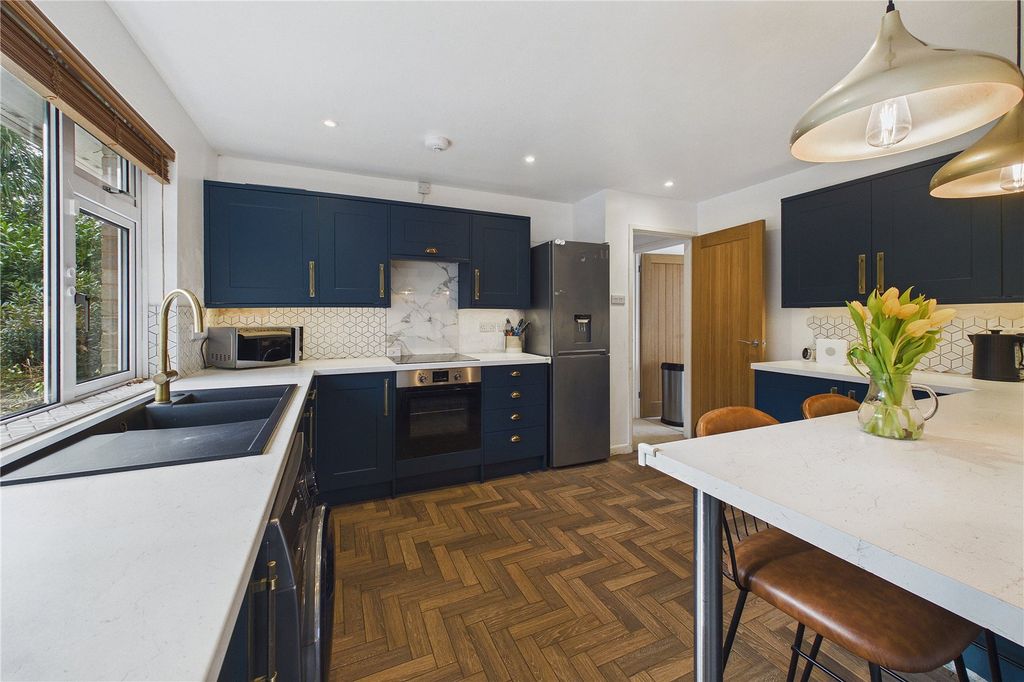 Property photo 3 of 13 Picture No. 30