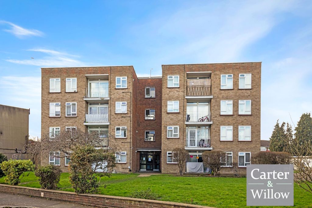 Property photo 1 of 14