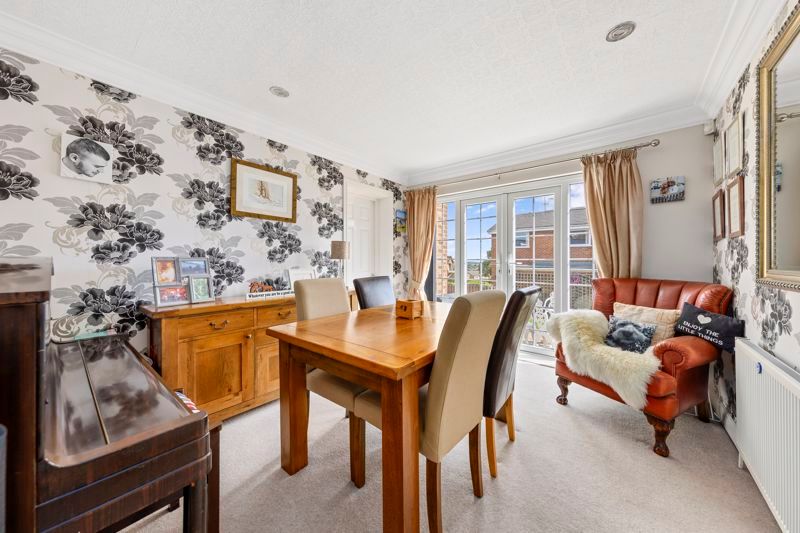 Property photo 3 of 34 Dining-Room.