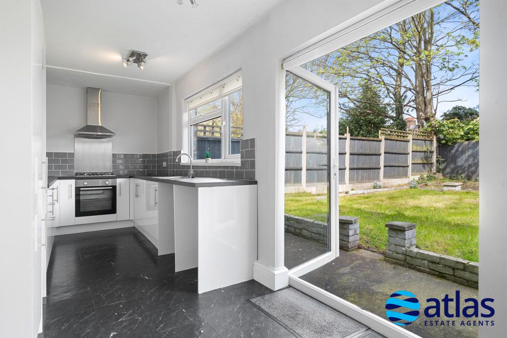 Property photo 2 of 25 Open Plan Kitchen/Dining Space