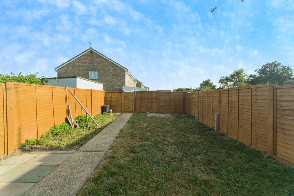 Property photo 2 of 17 Photo