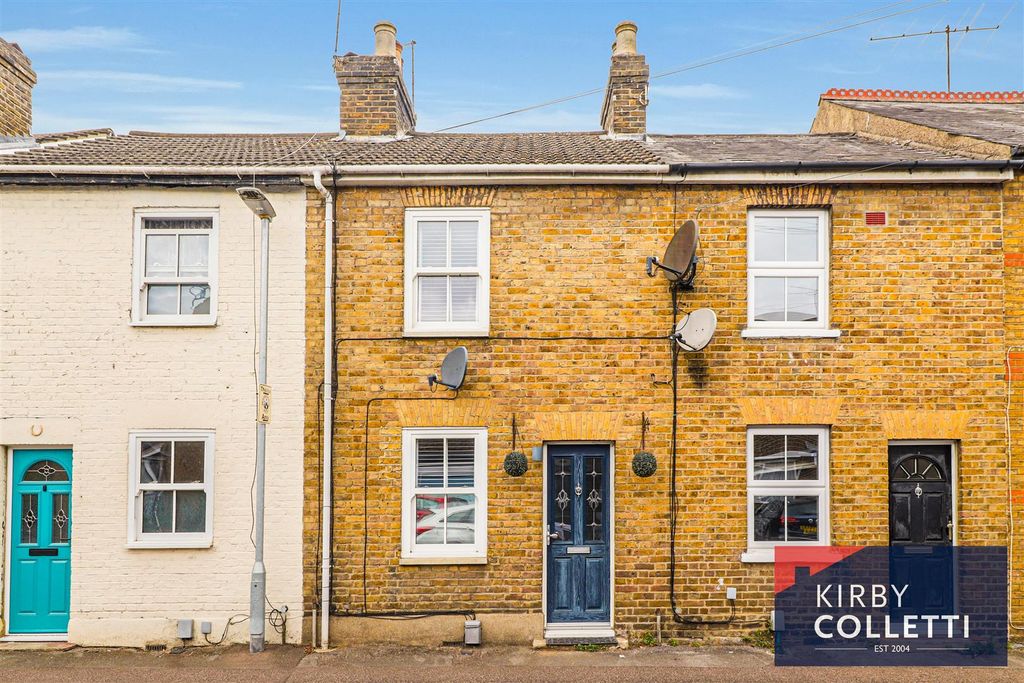 Property photo 1 of 15