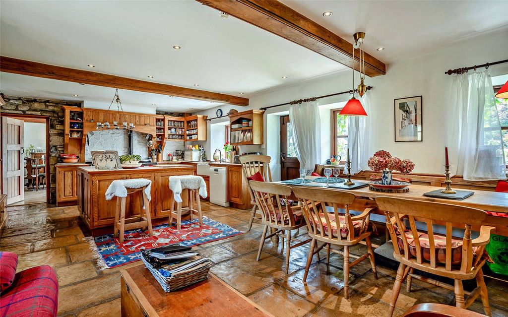 Additional image 5 of 7 bed detached house for saleDyffryn, Cardiff, Vale Of Glamorgan CF5