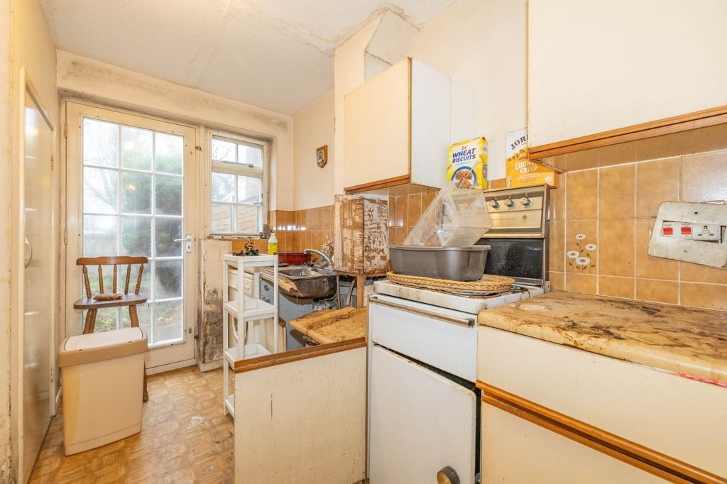 Property photo 2 of 9 Picture 2