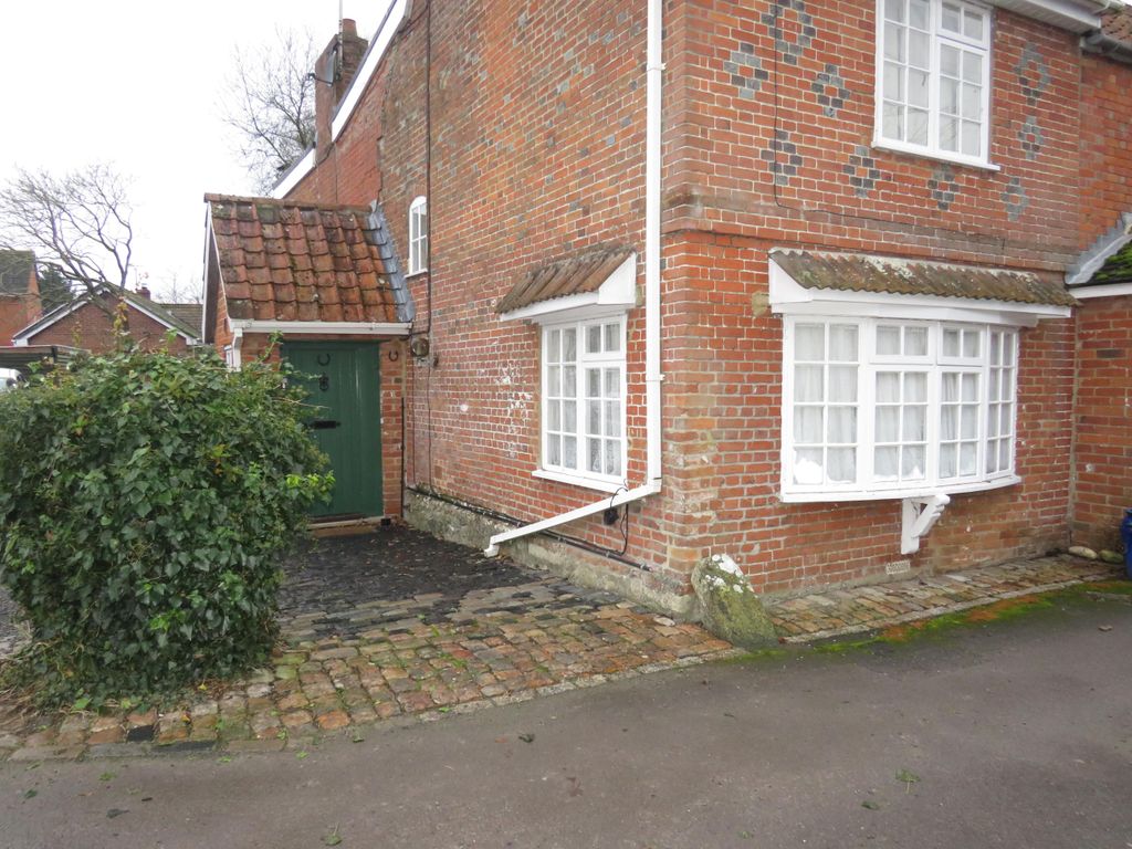 Property photo 1 of 11 View