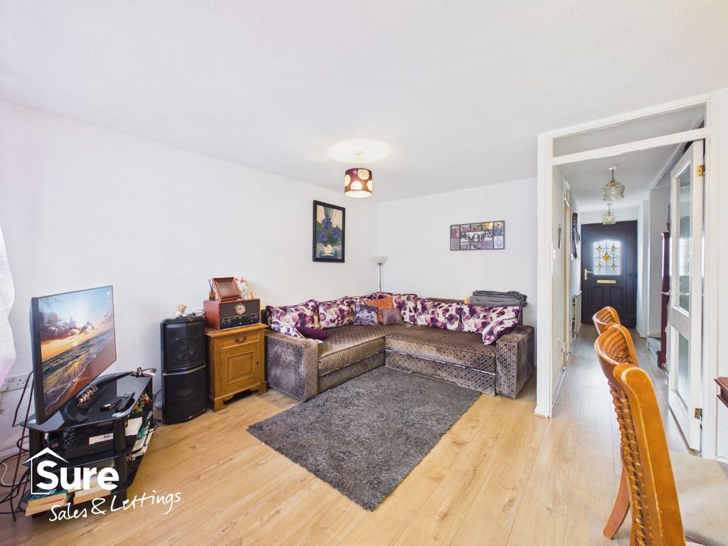 Property photo 3 of 19 5050073