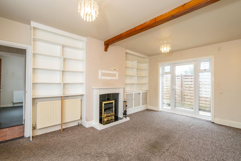 Property photo 2 of 15 Living Room.Jpg