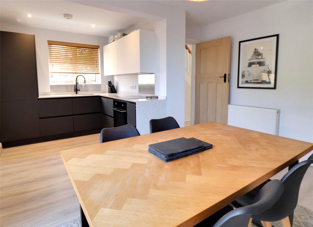 Property photo 2 of 18 Picture No. 03