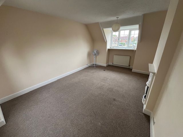 Property photo 2 of 5 Bedroom 1