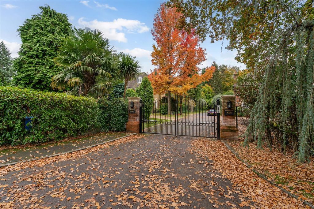 Property photo 2 of 33 81536_1-Ashwood-Place (1).Jpg