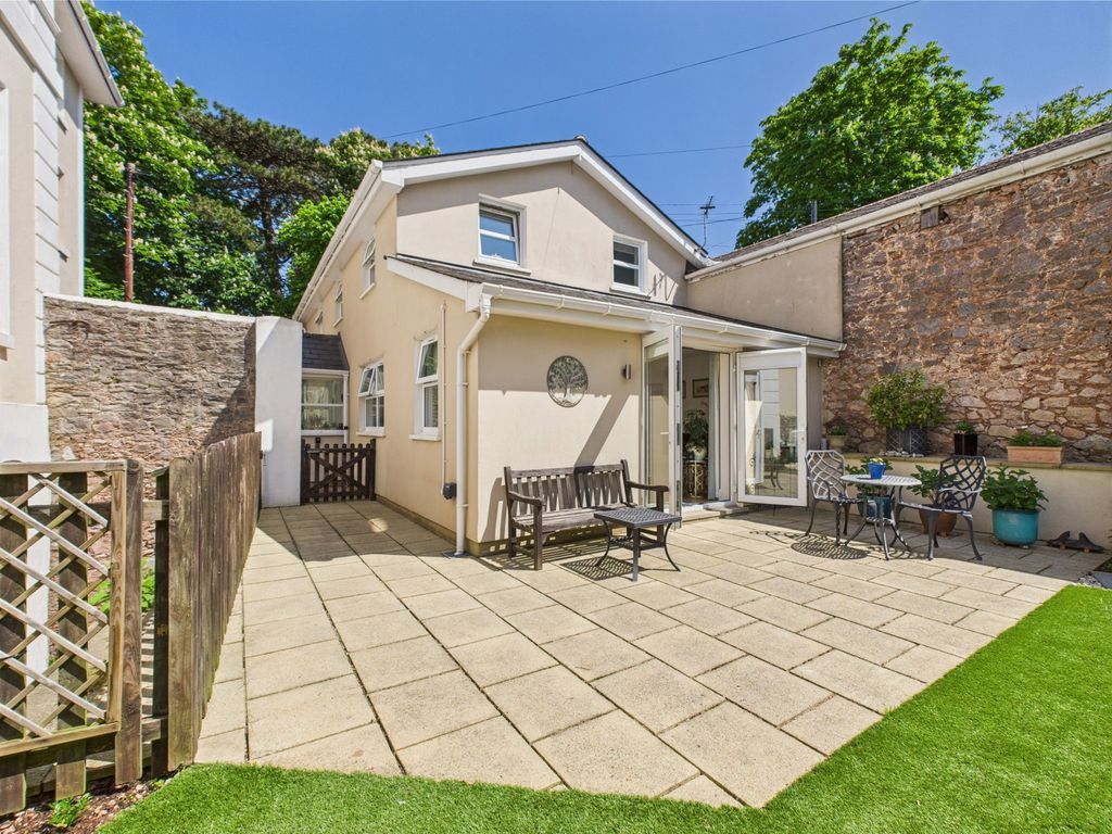 Property photo 1 of 29
