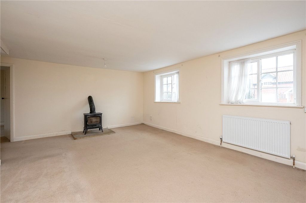 Property photo 2 of 15 Picture No. 07