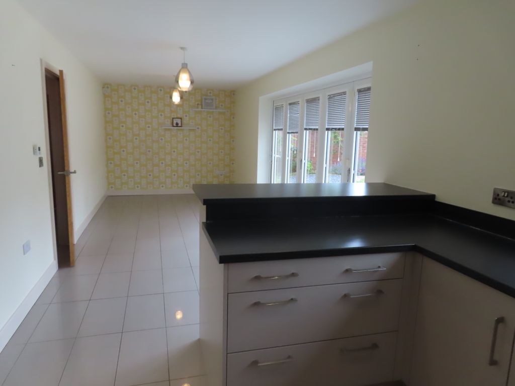 Property photo 3 of 38