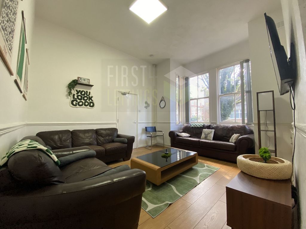 Property photo 3 of 18 Photo 15