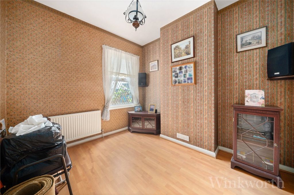 Property photo 3 of 11 Picture No. 08