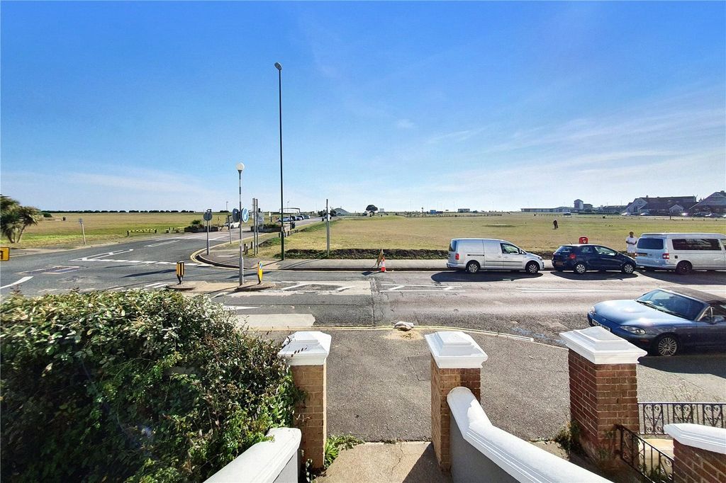 Property photo 3 of 14 Front View