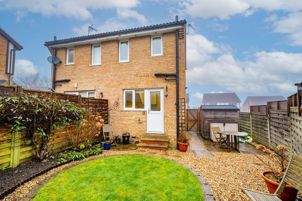 Property photo 3 of 19