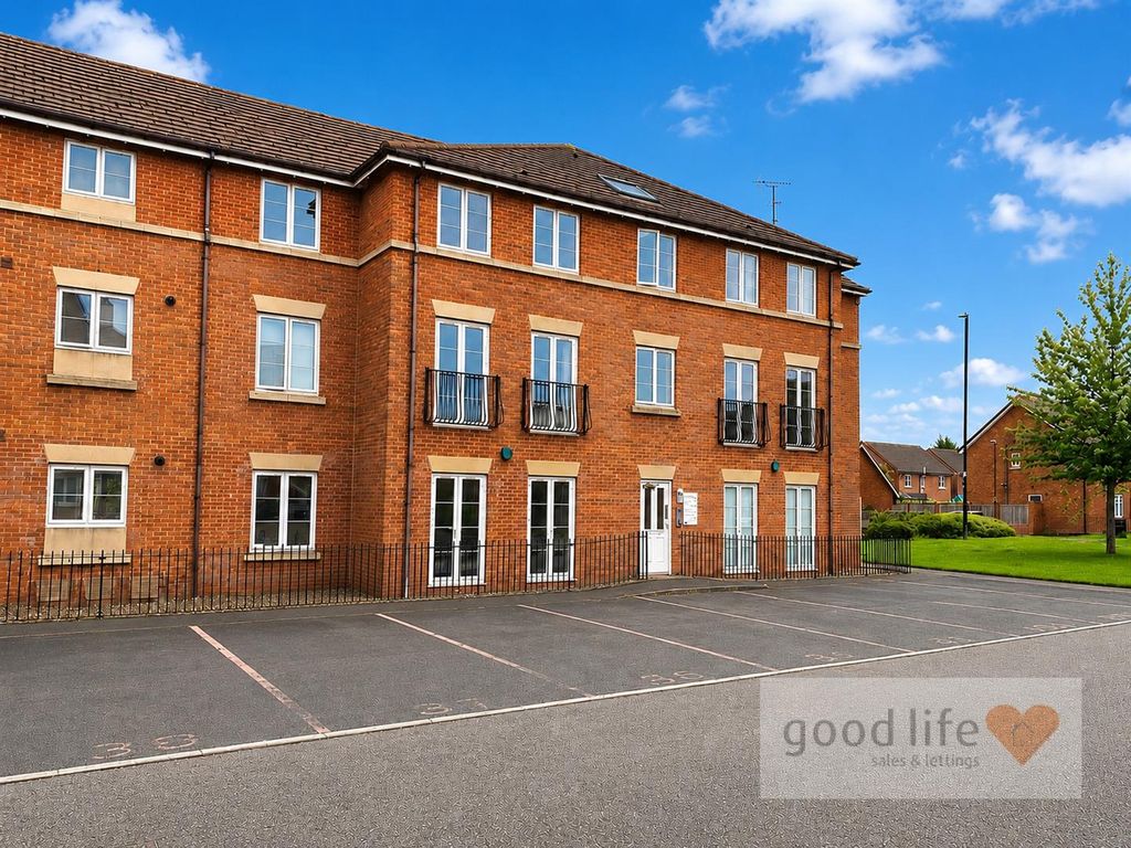 Property photo 1 of 10 20260801_171435356_Ios40A Aylesford Mews.Jpg