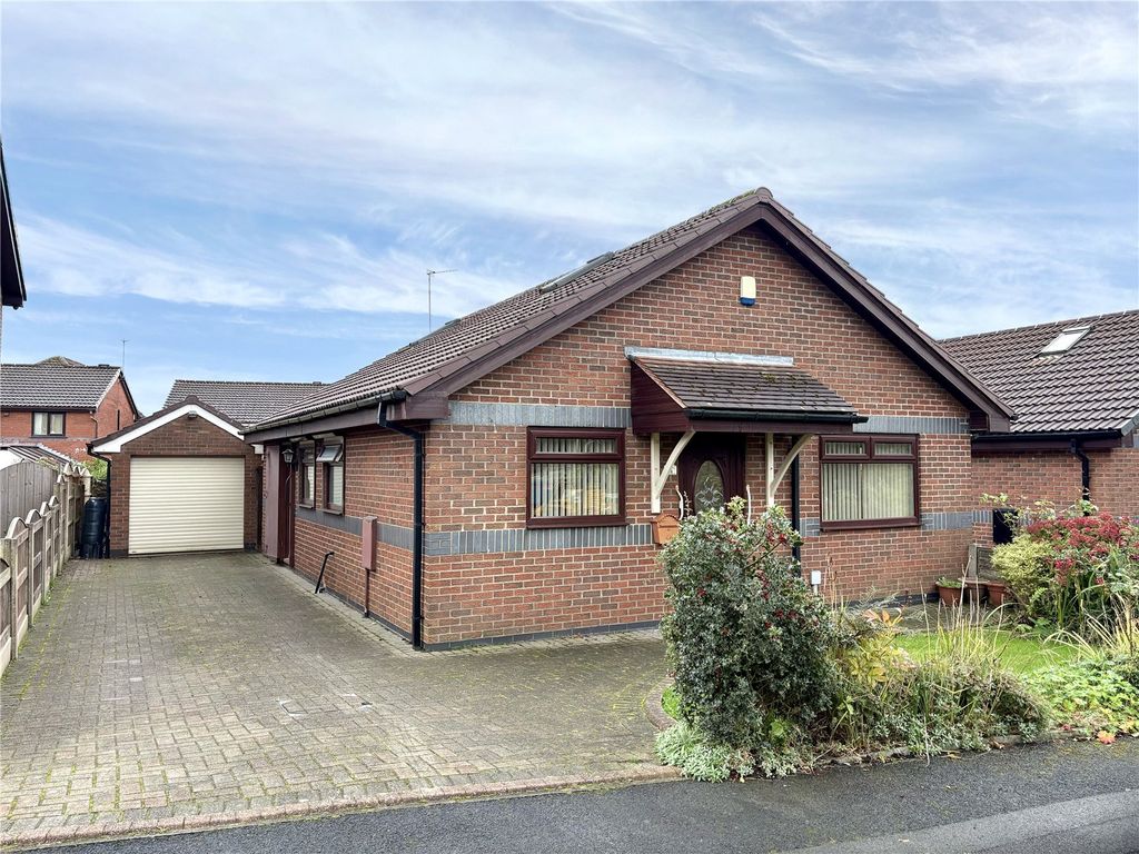 Property photo 1 of 14 Front External