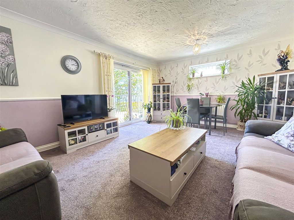 Property photo 3 of 19 Img_0442.Jpg