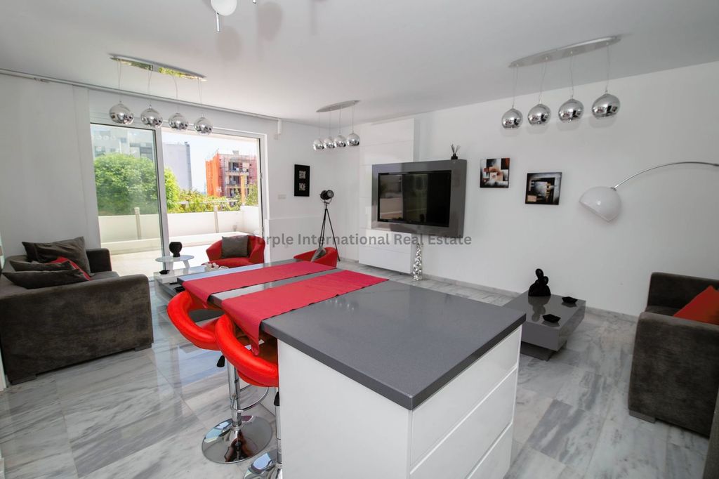 Property photo 3 of 26