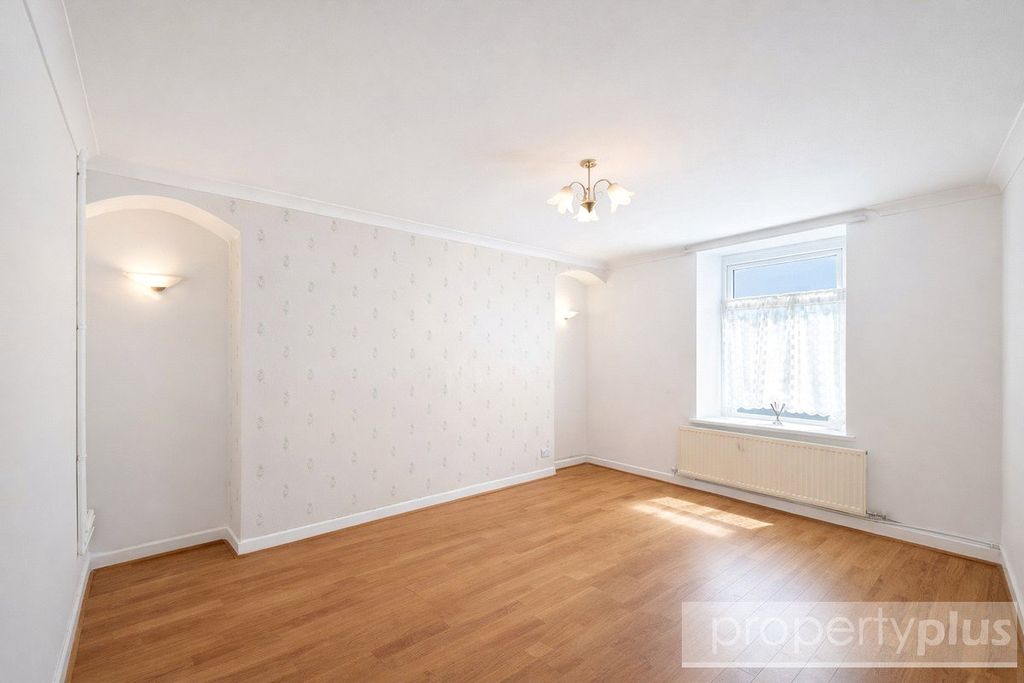 Property photo 1 of 9 Picture No. 20