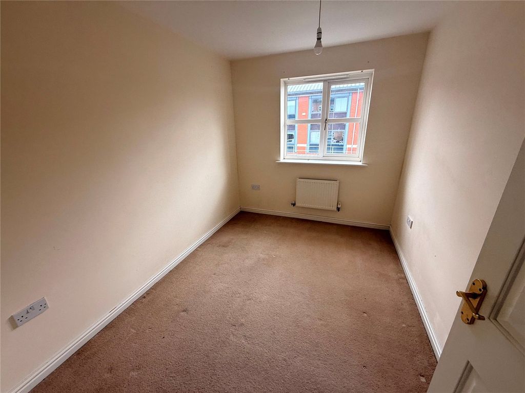 Property photo 3 of 8 Picture No. 08