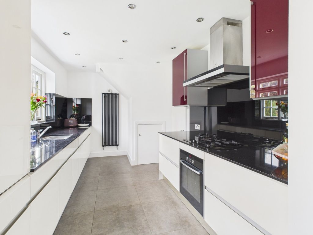 Property photo 3 of 13 Picture No. 02